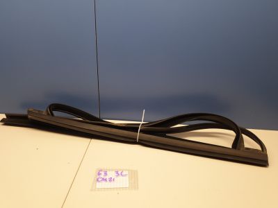 Уплотнитель стекла двери задний левый для Ford Focus 3 2011-2019