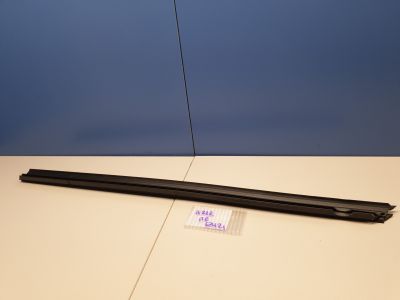 Накладка стекла передней правой двери для Mercedes E-klasse W212 2009-2016