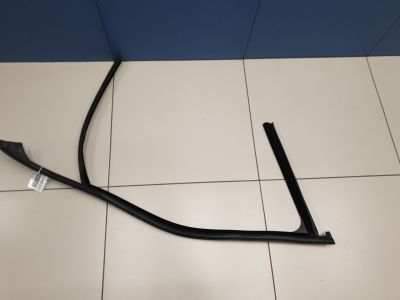 Уплотнитель стекла передни правый наружний для Mercedes E-klasse W212 2009-2016