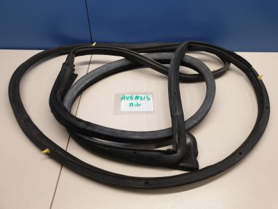 Уплотнитель двери передней левой для Toyota Auris E18 2012-2018