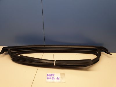 Уплотнитель стекла двери задний левый для Audi A4 B9 2015-