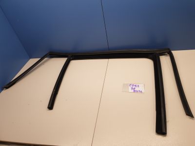 Направляющая стекла задней правой двери для Mercedes GLE-klasse C292 Coupe 2015-2019