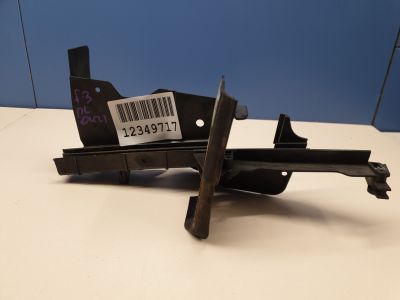 Кронштейн замка двери передний левый для Ford Focus 3 2011-2019