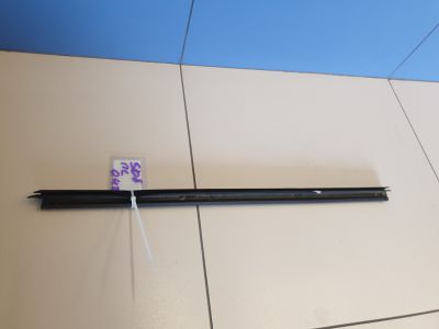 Накладка стекла передней левой двери для Peugeot 508 2010-2018