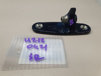 Петля двери задней правой верхняя для Mercedes E-klasse W212 2009-2016