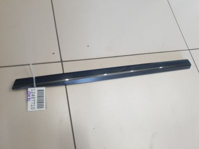 Молдинг двери левый задний для Land Rover Range Rover 2012-