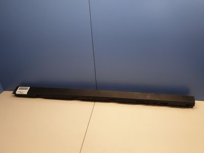 Кронштейн накладки порога задний правый для Volvo XC90 2015-