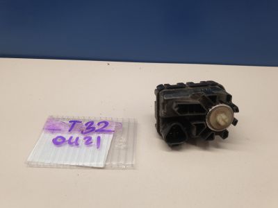 Моторчик корректора фары для Nissan X-Trail T32 2014-