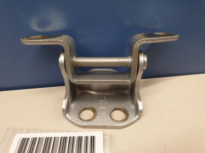 Петля двери задней правой верхняя для Lifan Solano 650 2016-