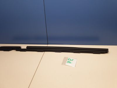 Накладка стекла задней правой двери для Mercedes GLC-klasse C253 Coupe 2016-