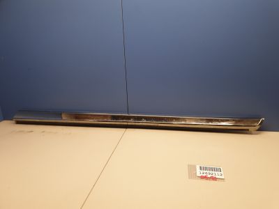 Накладка двери передней правой для Toyota Land Cruiser 200 2008-