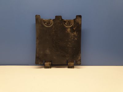 Лючок локера левый передний для Mercedes GLC-klasse X253 2015-