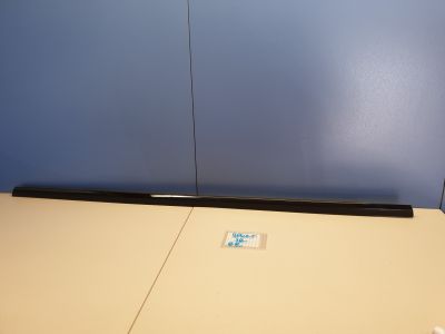 Молдинг стекла задней правой двери для Land Rover Range Rover Sport 2013-