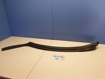 Уплотнитель задней правой двери для Land Rover Range Rover Sport 2013-