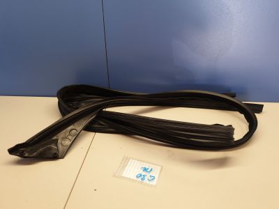 Уплотнитель стекла передней левой двери для BMW 5 G30 F90 2016-