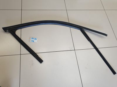 Уплотнитель стекла передней правой двери для Audi A4 B8 2007-2015