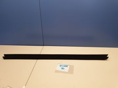 Накладка стекла задней левой двери для Ford Kuga 2012-2019