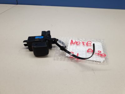 Кнопка стеклоподъемника для Nissan Navara D40 2005-2015