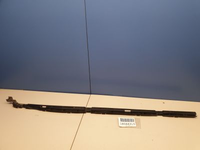 Кронштейн накладки порога задний правый для Mercedes GLA-klasse X156 2013-2020