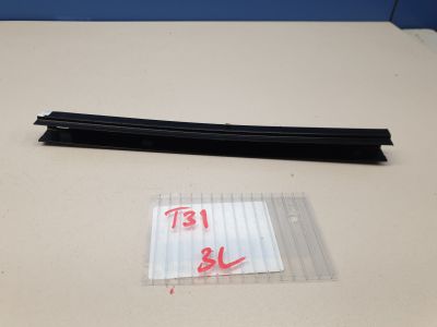 Направляющая стекла задней левой двери для Nissan X-Trail T31 2007-2014