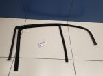 Уплотнитель стекла двери задний левый для BMW 1 F20 F21 2011-2019