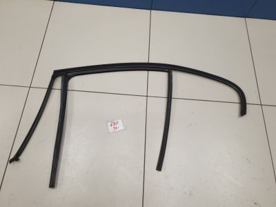 Уплотнитель стекла двери задний левый для BMW 3 F30 2011-2018