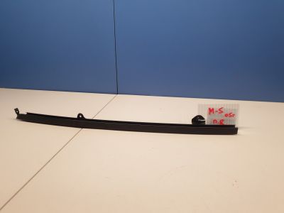 Направляющая стекла передней правой двери для Mazda 5 CR 2005-2010