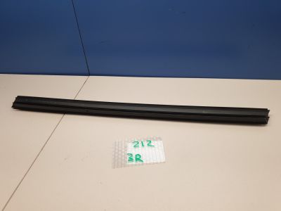 Накладка стекла задней правой двери для Mercedes E-klasse W212 2009-2016