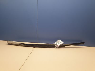 Направляющая стекла задней правой двери для Toyota Hilux 2005-2015