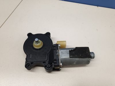 Моторчик стеклоподъёмника задний правый для Volvo V70 2000-2006