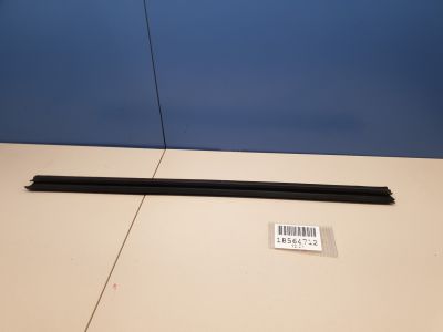 Накладка стекла задней правой двери для Ford Kuga 2012-2019