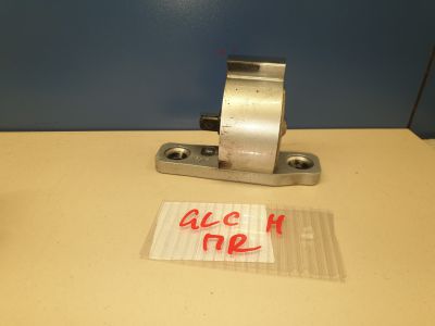 Петля двери передней правой нижняя для Mercedes GLC-klasse X253 2015-