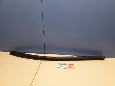 Накладка стекла задней правой двери для Audi A4 B9 2015-