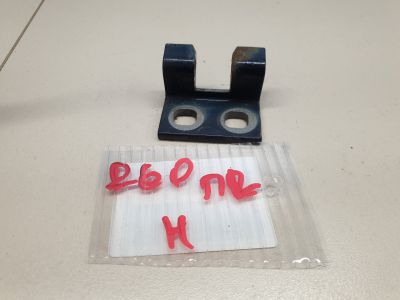 Петля двери передней правой нижняя для Mini Countryman R60 2010-2016