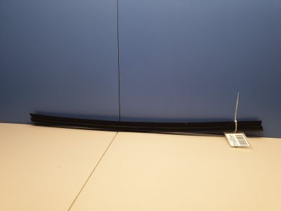 Накладка стекла передней правой двери для Volvo XC90 2002-2015