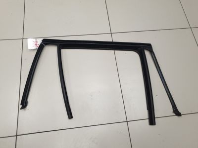 Уплотнитель стекла двери задний правый для Mercedes GLC-klasse X253 2015-