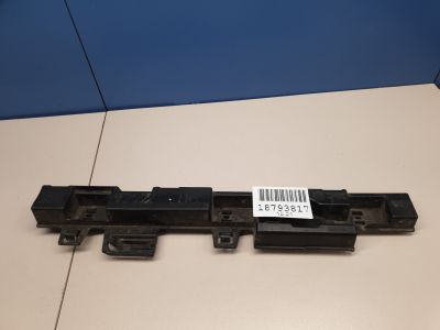 Кронштейн накладки порога левый для BMW 1 F20 F21 2011-2019