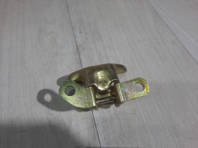 Петля двери передней правой нижняя для Lifan X50 2015-