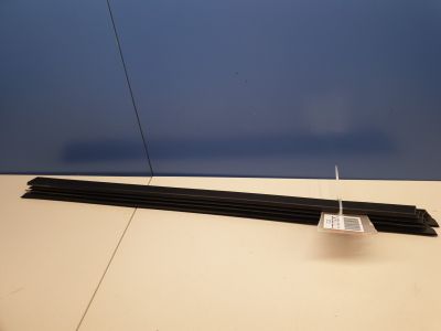 Уплотнитель стекла двери передней правой для BMW 5 G30 F90 2016-