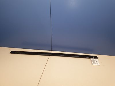 Молдинг рамки задней левой двери для Land Rover Range Rover Sport 2013-