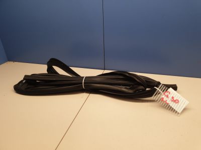 Уплотнитель стекла двери задний левый для BMW 5 G30 F90 2016-