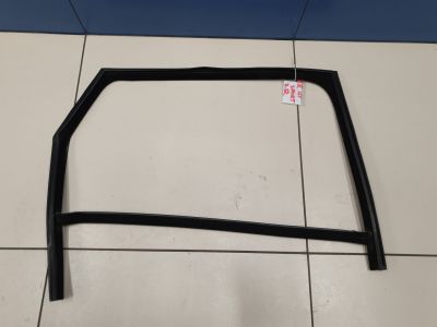 Уплотнитель стекла двери задний правый для Land Rover Range Rover Sport 2013-