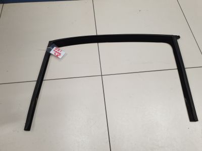 Уплотнитель стекла двери задний правый для Mercedes S-klasse W221 2005-2013