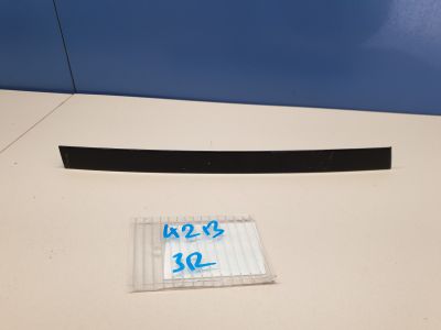 Направляющая стекла задней правой двери для Mercedes E-klasse W213 2016-