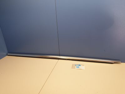 Молдинг стекла задней правой двери для Mercedes E-klasse W213 2016-
