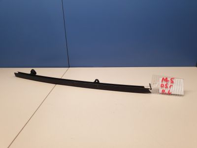 Направляющая стекла передней левой двери для Mazda 5 CR 2005-2010