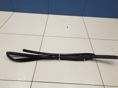 Уплотнитель стекла передней правой двери для Volvo XC90 2002-2015