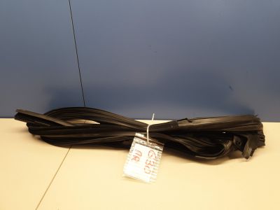 Направляющая стекла передней правой двери для BMW 5 G30 F90 2016-