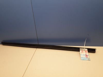 Накладка стекла переднего левого для Volvo XC60 2008-2017