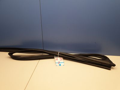 Уплотнитель стекла двери передней правой для Lexus RX GL20 2016-